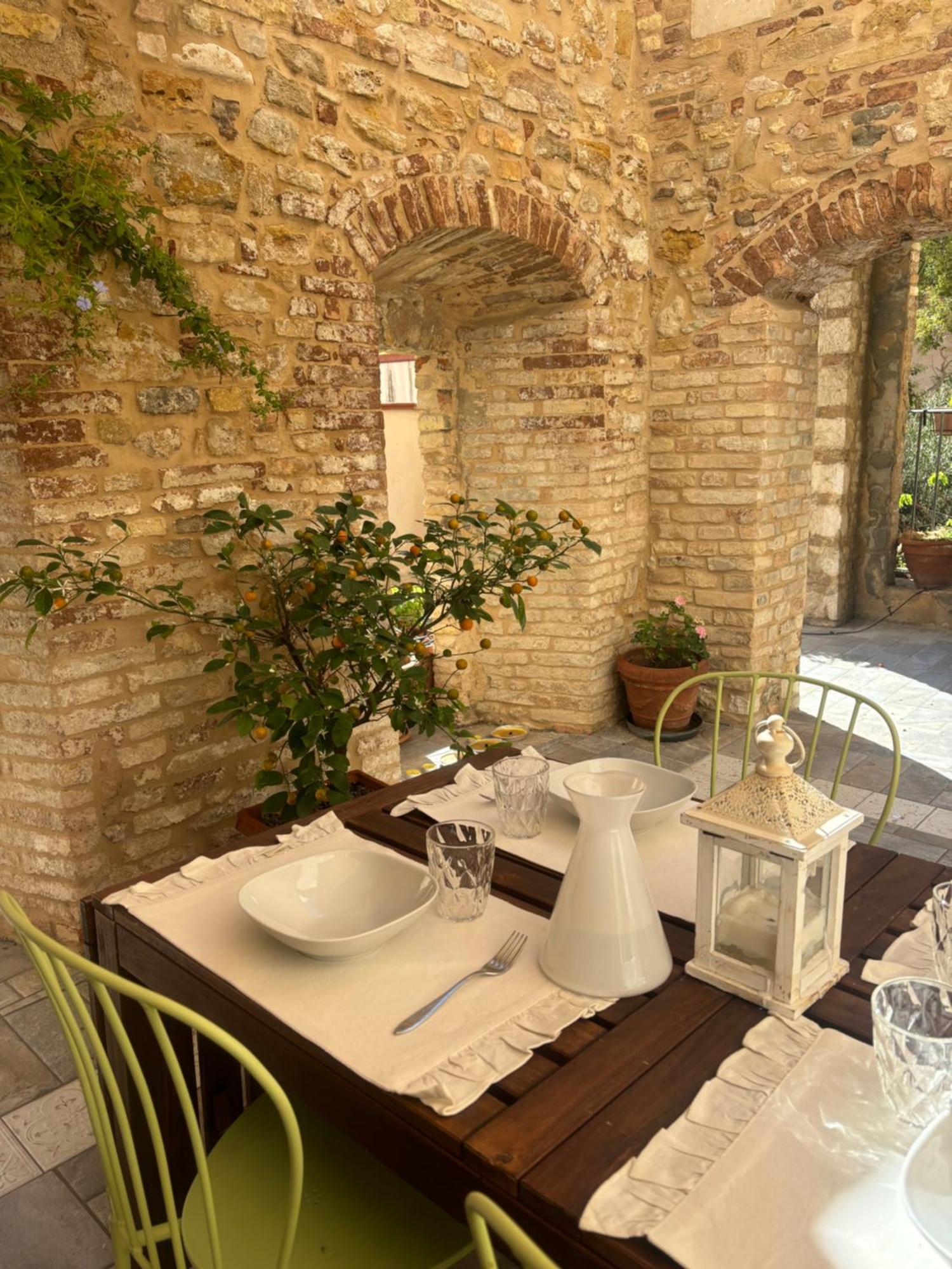 Domus Mirabilis Homestay アンコーナ エクステリア 写真